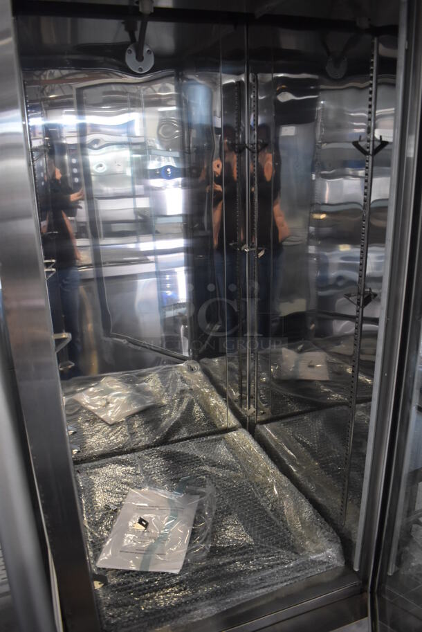 BRAND NEW SCRATCH AND DENT! KoolMore RIR-1D-GD Stainless Steel Commercial Single Door Reach In Cooler Merchandiser w/ Poly Coated Racks on Commercial Casters. 115 Volts, 1 Phase. 29x32x83. Tested and Working! - Image 4 of 7