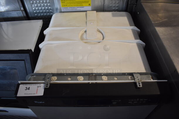 Whirlpool WDF320PADD2 Stainless Steel Undercounter Dishwasher. 120 Volts, 1 Phase. 24x25x34 - Image 8 of 8