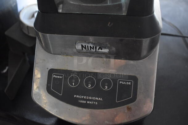 Ninja Metal Countertop Blender w/ Poly Pitcher. 6x7x17. Tested and Does Not Power On - Image 2 of 3