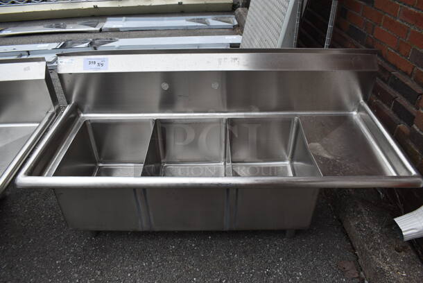 BRAND NEW SCRATCH AND DENT! KoolMore SC121610-12R3 Stainless Steel Commercial 3 Bay Sink w/ Right Side Drain Board. No Legs. 51x21x24. Bays 12x16x10. Drain Board 10x18x1