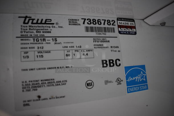 2012 True TG1R-1S ENERGY STAR Stainless Steel Commercial Single Door Reach In Cooler w/ Poly Coated Racks on Commercial Casters. 115 Volts, 1 Phase. 29x35x83. Tested and Working! - Image 5 of 6