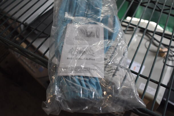 ALL ONE MONEY! Tier Lot of Various Items Including Metal Legs and Soap Dispenser - Image 3 of 8