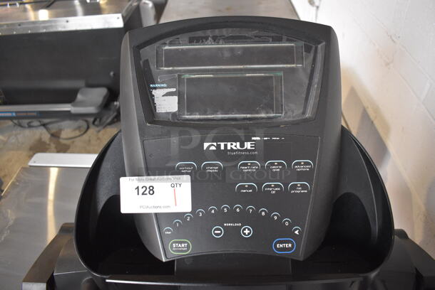 True TS1 Metal Commercial Floor Style Stepper Machine. 115 Volts, 1 Phase. 34x58x68. Tested and Does Not Power On - Image 4 of 7