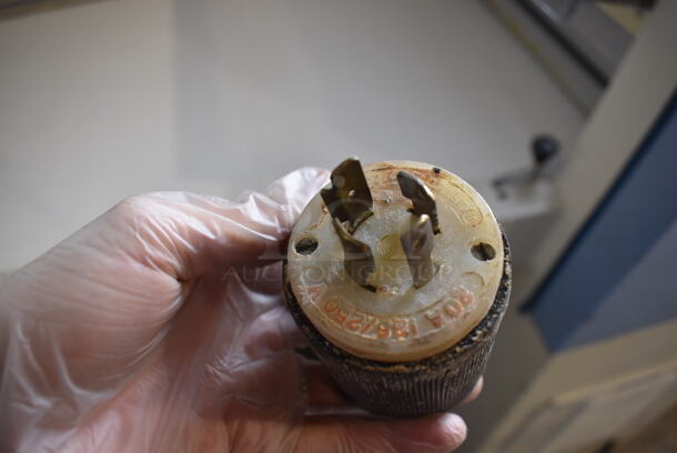 Tendicinghia Metal Commercial Floor Style Reversible Dough Sheeter. 250 Volts, 1 Phase. 113x38x48 - Image 7 of 9