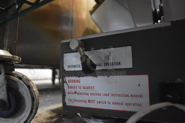 Stainless Steel Commercial Countertop Automatic Meat Slicer. 115 Volts, 1 Phase. 29x20x25. Tested and Does Not Power On - Image 7 of 7