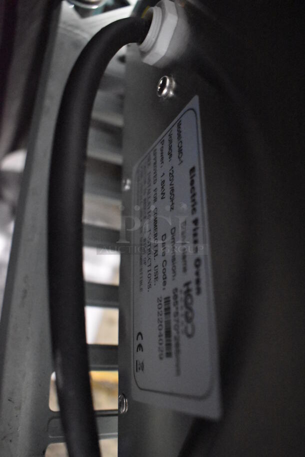 BRAND NEW SCRATCH AND DENT! 2022 Hoocoo CMO-1 Stainless Steel Commercial Countertop Electric Powered Pizza Oven w/ Thermostatic Controls. 120 Volts, 1 Phase. 23x20x12 - Image 6 of 7