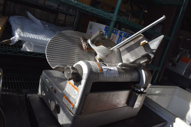 Hobart Stainless Steel Commercial Countertop Automatic Meat Slicer. 115 Volts, 1 Phase. 26x18x25. Tested and Working!