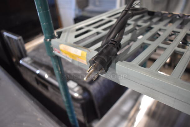 BRAND NEW SCRATCH AND DENT! 2022 Hoocoo FRY-10L Stainless Steel Commercial Countertop Electric Powered Fryer w/ Fry Basket and Lid. 120 Volts, 1 Phase. 11x17x12 - Image 9 of 9