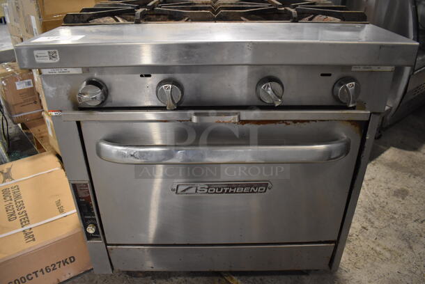 Southbend P32A-XX Stainless Steel Commercial Natural Gas Powered 4 Burner Range w/ Convection Oven and Back Splash on Commercial Casters. 45,000 BTU. 32x38x60.5 - Image 3 of 8