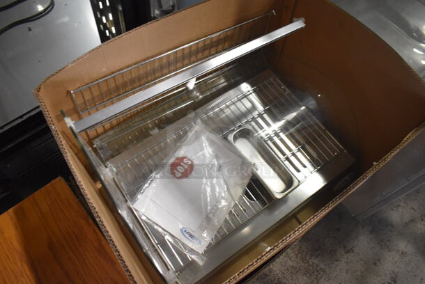 BRAND NEW SCRATCH AND DENT! KoolMore HDC-1.5C Stainless Steel Commercial Heated Display Case Merchandiser. 22x14x15. Cannot Test Due To Missing Power Cord - Image 2 of 4