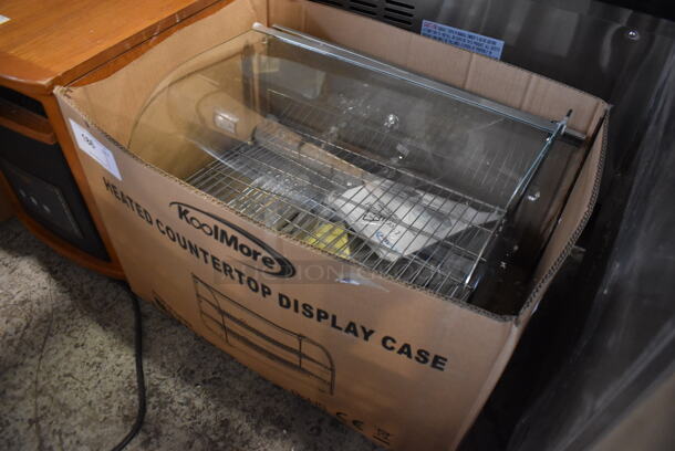 BRAND NEW SCRATCH AND DENT! KoolMore HDC-1.5C Stainless Steel Commercial Heated Display Case Merchandiser. 22x14x15. Cannot Test Due To Missing Power Cord - Image 5 of 7