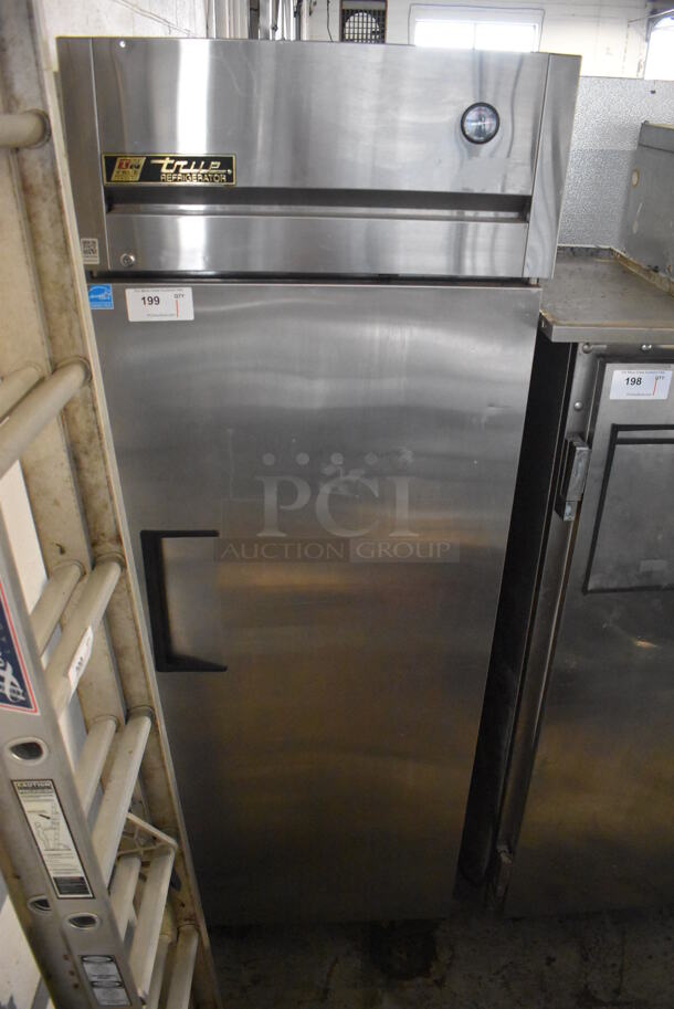 2013 True TG1R-1S ENERGY STAR Stainless Steel Commercial Single Door Reach In Cooler w/ Poly Coated Racks on Commercial Casters. 115 Volts, 1 Phase. 29x35x83. Tested and Working! - Image 2 of 5