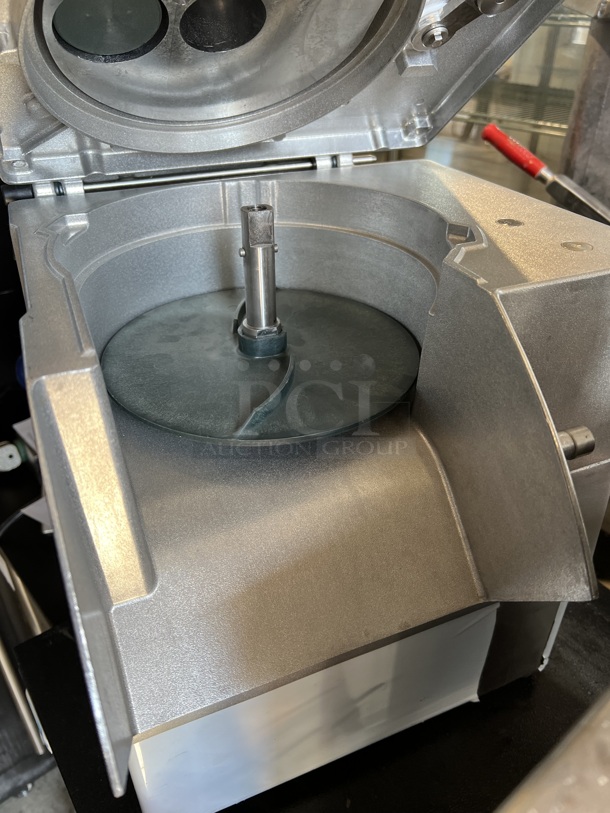 BRAND NEW! 2018 Sammic Metal Commercial Countertop Food Processor. 120 Volts, 1 Phase. 15x15x27. Tested and Working! - Image 6 of 7