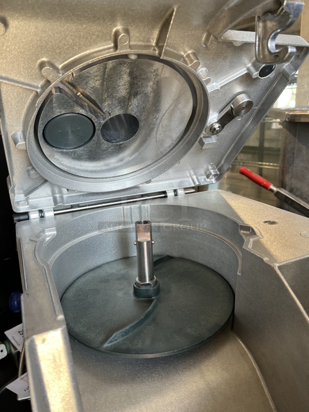 BRAND NEW! 2018 Sammic Metal Commercial Countertop Food Processor. 120 Volts, 1 Phase. 15x15x27. Tested and Working! - Image 7 of 7