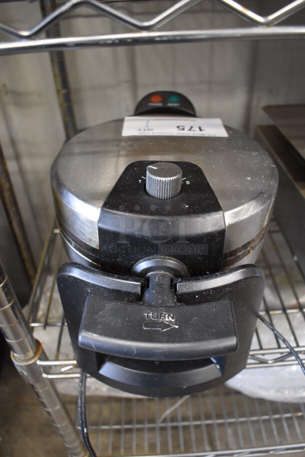 Metal Countertop Waffle Maker. 8x14x7. Tested and Working!