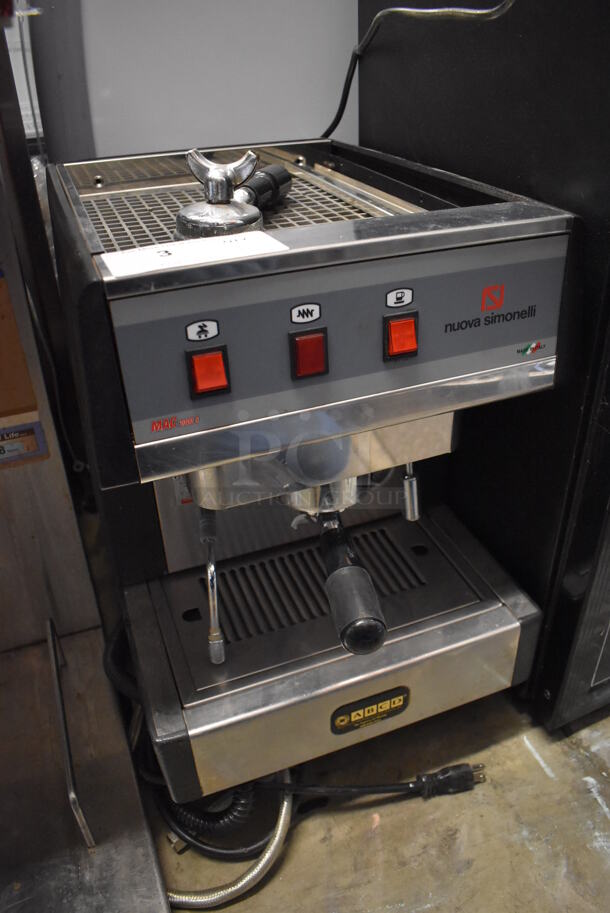 Nuova Simonelli MAC Stainless Steel Commercial Countertop Single Group Espresso Machine w/ 2 Portafilter and Steam Wand. 110-120 Volts, 1 Phase. 14.5x21.5x21.5 - Image 3 of 8