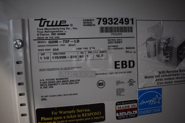 2014 True GDM-72F-LD ENERGY STAR Metal Commercial 3 Door Reach In Freezer Merchandiser. 115/208-230 Volts, 1 Phase. 77x30.5x78 - Image 3 of 6