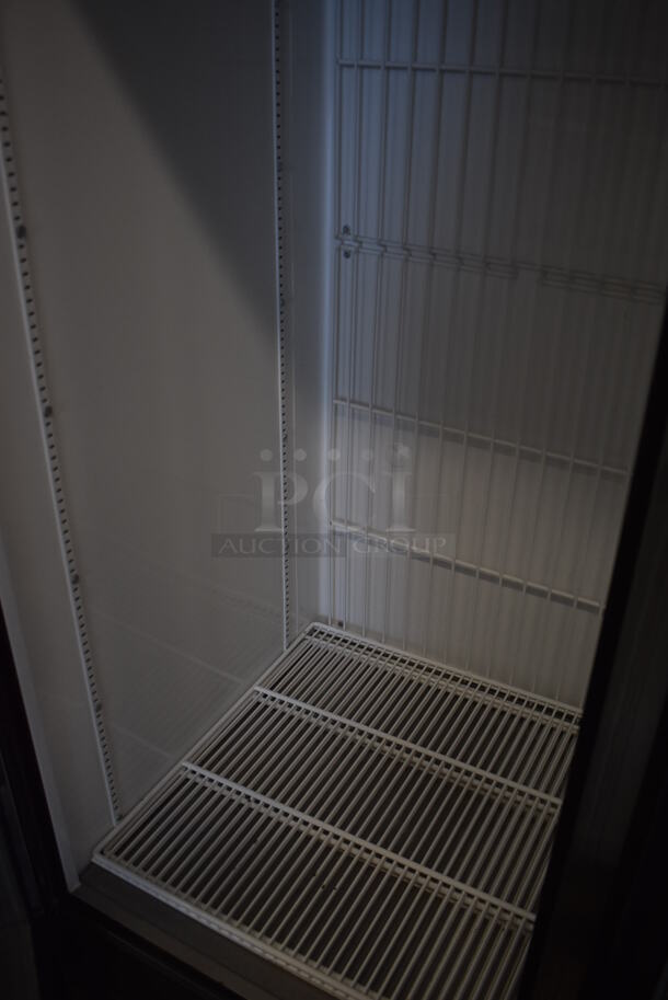 2014 True GDM-72F-LD ENERGY STAR Metal Commercial 3 Door Reach In Freezer Merchandiser. 115/208-230 Volts, 1 Phase. 77x30.5x78 - Image 4 of 6