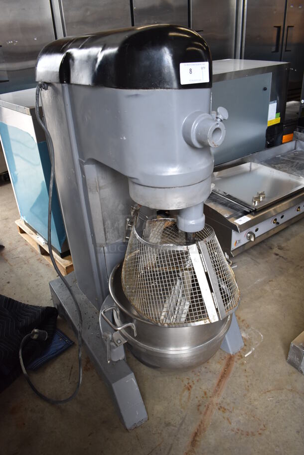 Hobart H-600 Metal Commercial Floor Style 60 Quart Planetary Dough Mixer w/ Stainless Steel Mixing Bowl, Dough Hook, Paddle and Bowl Guard. 208 Volts, 3 Phase. 23x40x52 - Image 5 of 9