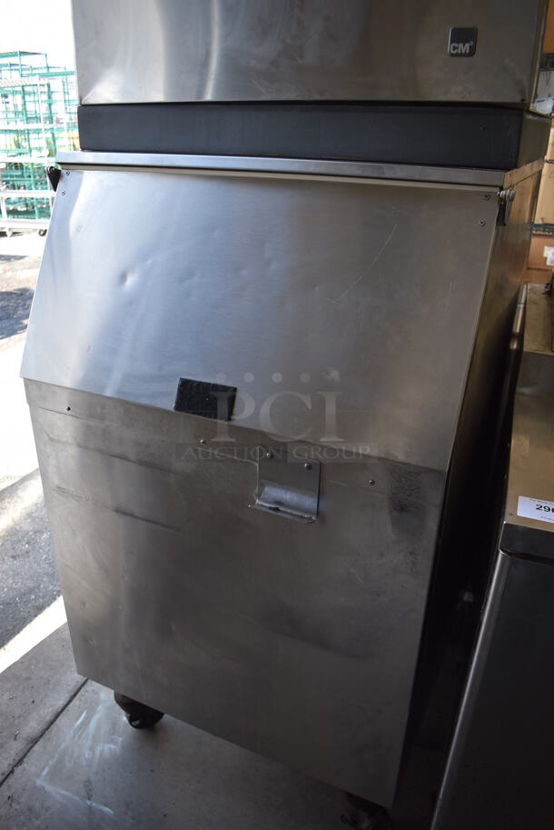 Scotsman CME656WS-3F Stainless Steel Commercial Ice Head on Scotsman MDB550S Commercial Bin on Commercial Casters. 208/230 Volts, 1 Phase. 31x35x81 - Image 3 of 7