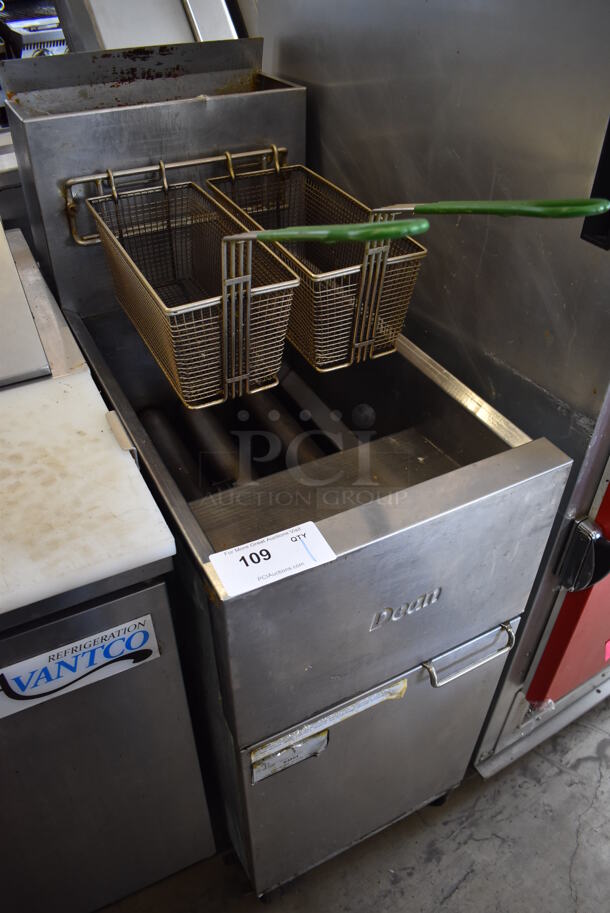 2014 Dean SR42GN Stainless Steel Commercial Floor Style Natural Gas Powered Deep Fat Fryer w/ 2 Metal Fry Baskets on Commercial Casters. 105,000 BTU. 15.5x30x44 - Image 2 of 6