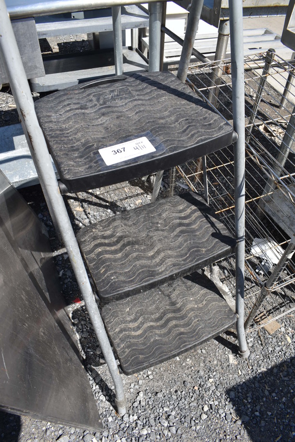 Metal 3 Step Ladder. 17x14x53 - Image 3 of 3