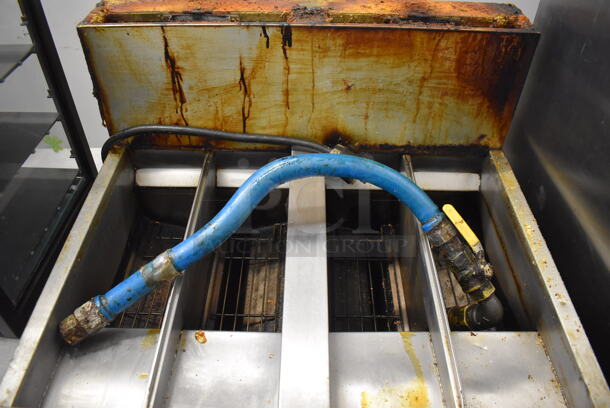 2012 Frymaster BIGLA230-4CSD Stainless Steel Commercial Natural Gas Powered 4 Bay Deep Fat Fryer on Commercial Casters. 31x32x42 - Image 3 of 7
