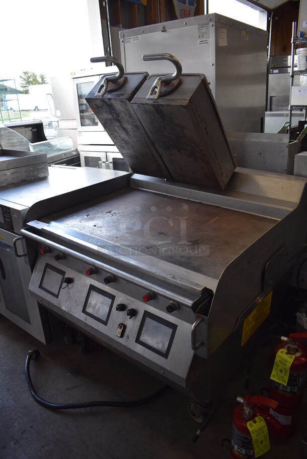 Stainless Steel Commercial Floor Style Electric Powered Flat Top Griddle w/ 2 Lowering Panini Press Tops on Commercial Casters. 208/240 Volts. 39.5x39x34 - Image 4 of 9