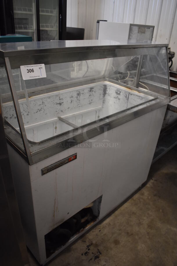 Kelvinator Metal Commercial Ice Cream Dipping Cabinet. 47x28x51. Tested and Does Not Power On - Image 4 of 5