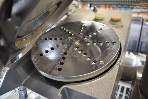 Dito Dean TR23 Metal Commercial Countertop Food Processor w/ Shredding Blade. 115 Volts, 1 Phase. 9x14x18. Tested and Working! - Image 4 of 7