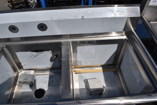 BRAND NEW SCRATCH AND DENT! Regency 600S3181824LFT Stainless Steel Commercial 16 Gauge 3 Bay Sink w/ Left Side Drain Board. 84x23x35. Bays 18x18x13 - Image 4 of 6