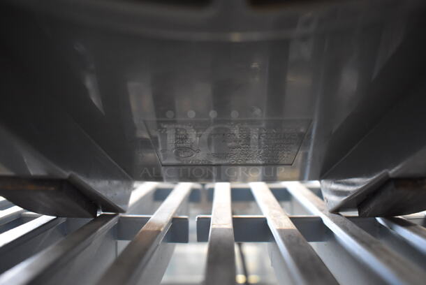 Waring Commercial Countertop Food Processor. 115 Volts, 1 Phase. 18x14x20. Tested and Working! - Image 5 of 6