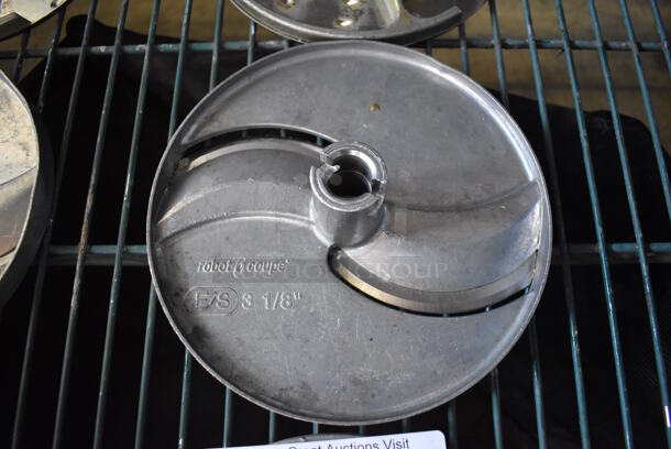 3 Robot Coupe Metal Food Processor Blades; Shredding and 2 Slicing. EM/SC 8 5/16, E/S 3 1/8" and RG3. 8x8x2. 3 Times Your Bid! - Image 4 of 7