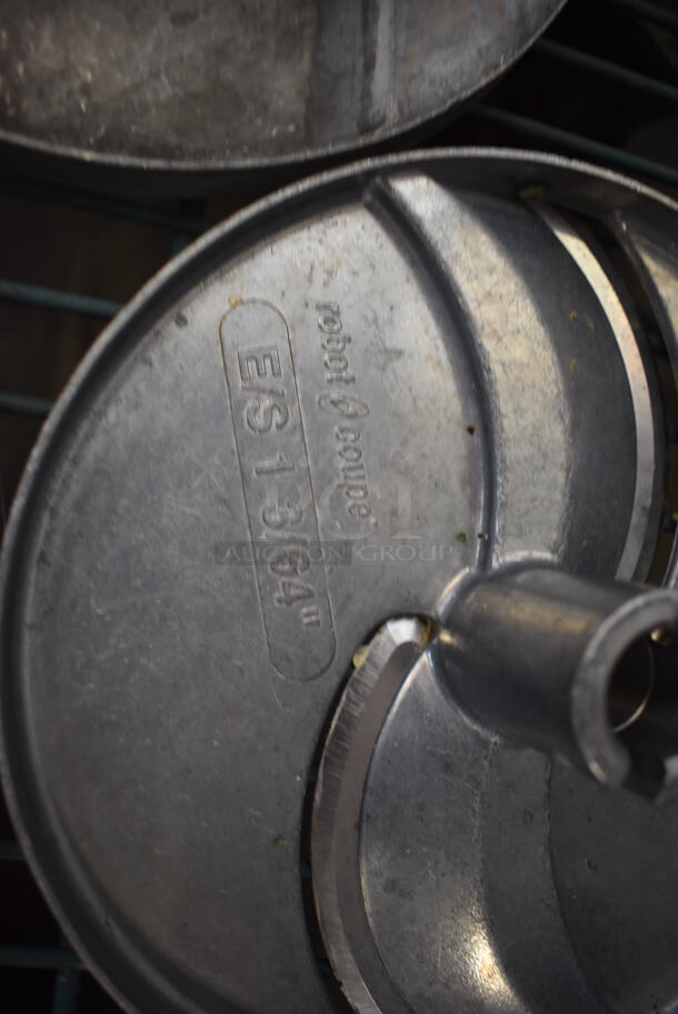 4 Robot Coupe Metal Slicing Food Processor Blades. E/S 1 3/64", E/S 5 3/16, EM/SD 8 5/16 and EM/SD14 9/16. 8x8x2. 4 Times Your Bid! - Image 4 of 7