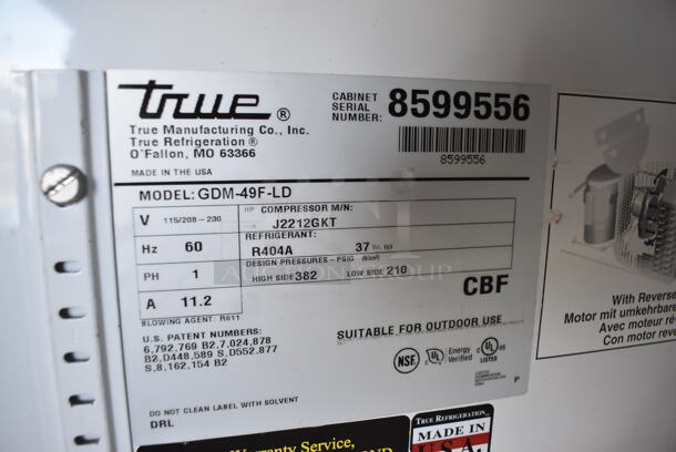 2015 True GDM-49F-LD Metal Commercial 2 Door Reach In Freezer Merchandiser. 115/208-230 Volts, 1 Phase. 54x31.5x78 - Image 3 of 6