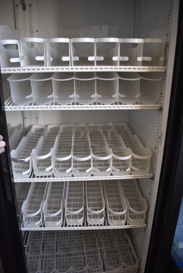 True GDM-45 Metal Commercial 2 Door Reach In Cooler Merchandiser w/ Poly Coated Racks. 115 Volts, 1 Phase. 51x30x78. Tested and Powers On But Does Not Get Cold - Image 5 of 5