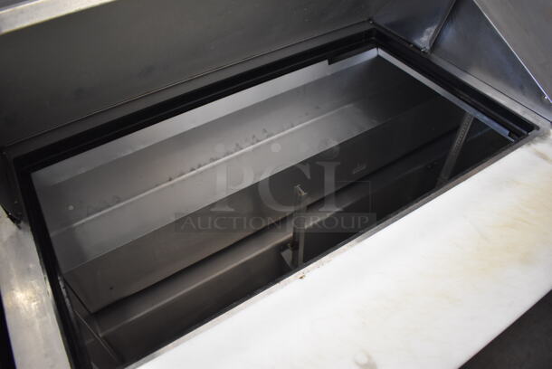 2017 True TSSU-72-30M-B-ST Stainless Steel Commercial Sandwich Salad Prep Table Bain Marie Mega Top on Commercial Casters. 115 Volts, 1 Phase. 72x34x43. Tested and Working! - Image 4 of 10