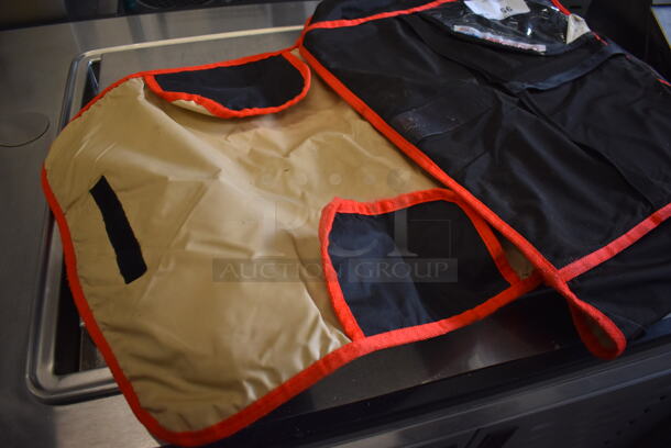 Black Insulated Food Carrying Bag. 25x22x6 - Image 4 of 5