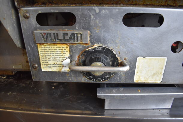 Vulcan MSA24-1 Stainless Steel Commercial Countertop Natural Gas Powered Flat Top Griddle. 54,000 BTU. 24x31.5x12 - Image 5 of 6