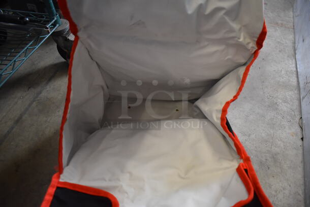 Black Insulated Food Carrying Bag. 16x10x14 - Image 3 of 4