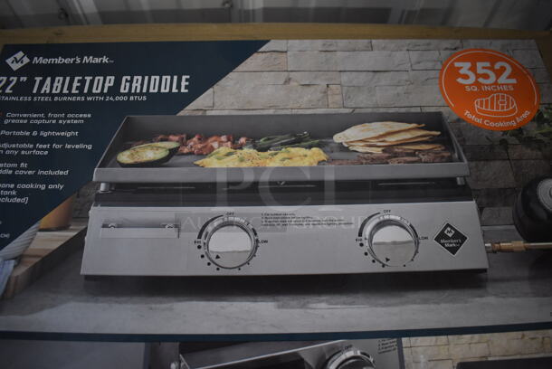 BRAND NEW IN BOX! Member's Mark 22" Tabletop Griddle. - Image 3 of 4