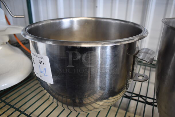 Stainless Steel Mixing Bowl w/ Paddle and Dough Hook Attachments. 12.5x11x8  - Image 3 of 3