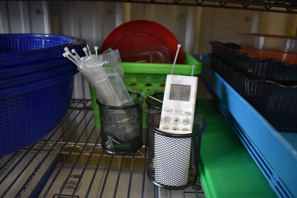 ALL ONE MONEY! Tier Lot of Various Items Including Poly Colanders and Poly Trays - Image 3 of 5