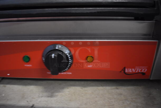 BRAND NEW IN BOX! Avantco 177P70S Stainless Steel Commercial Countertop Panini Sandwich Grill with Smooth Plates. 120 Volts, 1 Phase. 19x19x12. Tested and Working! - Image 4 of 7