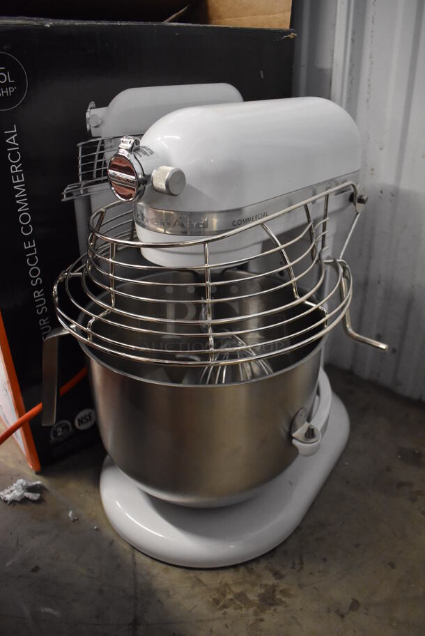 BRAND NEW IN BOX! KitchenAid KSMC895WH White Metal Countertop 8 Qt. Bowl Lift Planetary Dough Mixer w/ Stainless Steel Mixing Bowl, Bowl Guard, Dough Hook, Whisk and Paddle Attachments. 120 Volts, 1 Phase. 17x13x19. Tested and Working! - Image 1 of 7