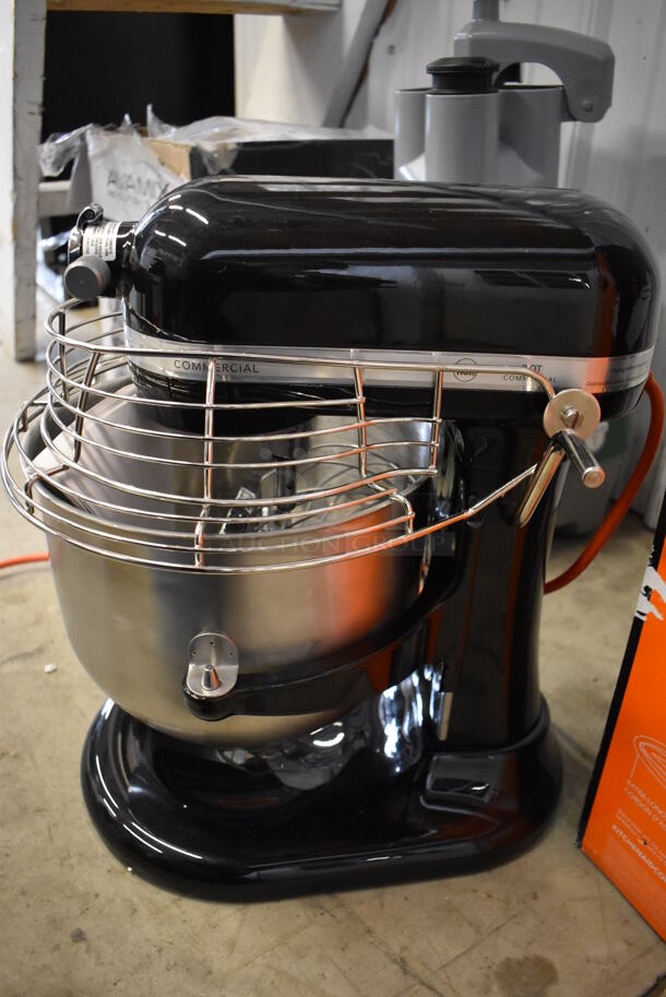 BRAND NEW IN BOX! KitchenAid KSMC895OB Black Metal Countertop 8 Qt. Bowl Lift Planetary Dough Mixer w/ Stainless Steel Mixing Bowl, Bowl Guard, Dough Hook, Whisk and Paddle Attachments. 120 Volts, 1 Phase. 17x13x19. Tested and Working! - Image 2 of 7