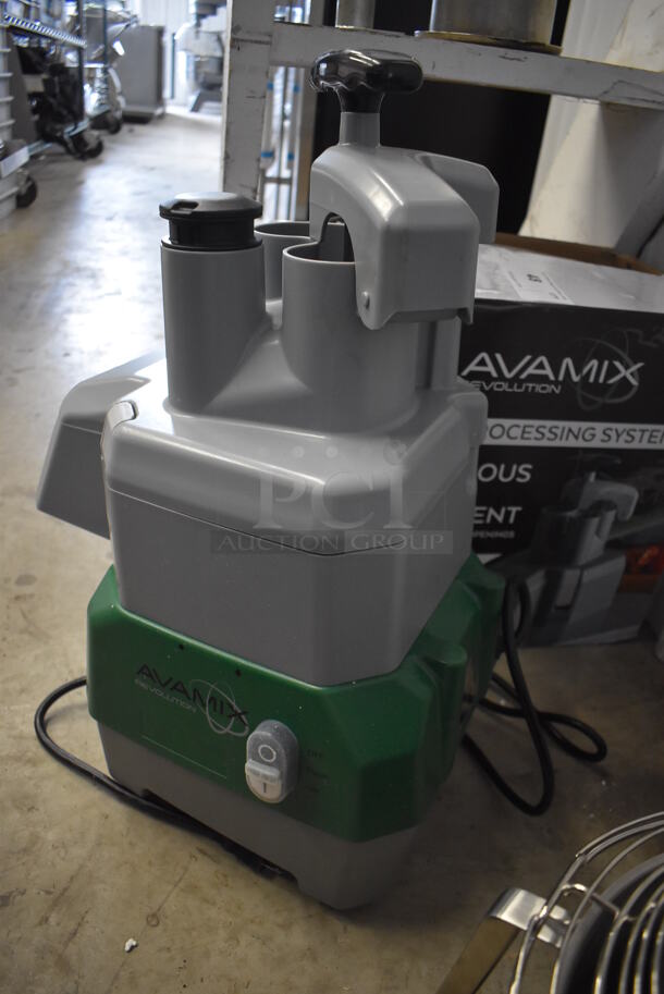 LIKE NEW! AvaMix VC60CN Metal Commercial Countertop Continuous Feed Food Processor w/ Shredding Blade. 120 Volts, 1 Phase. 16x12x16. Tested and Working! - Image 2 of 9