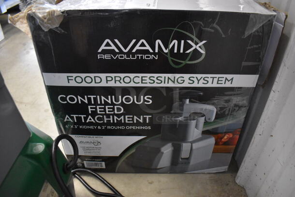 LIKE NEW! AvaMix VC60CN Metal Commercial Countertop Continuous Feed Food Processor w/ Shredding Blade. 120 Volts, 1 Phase. 16x12x16. Tested and Working! - Image 7 of 9