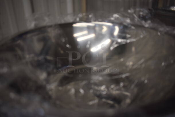 5 BRAND NEW! Metal Bowls. 19x19x7. 5 Times Your Bid! - Image 3 of 3