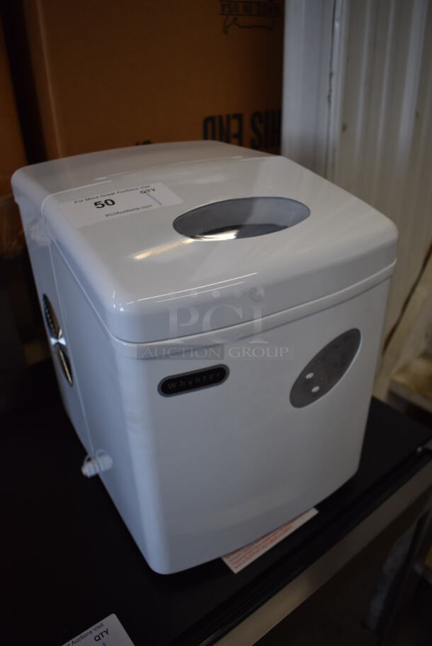 BRAND NEW SCRATCH AND DENT! Whynter IMC-330WS Stainless Steel Commercial Countertop Portable Ice Maker. 115 Volts, 1 Phase. 12x15x13. Tested and Working! - Image 3 of 6